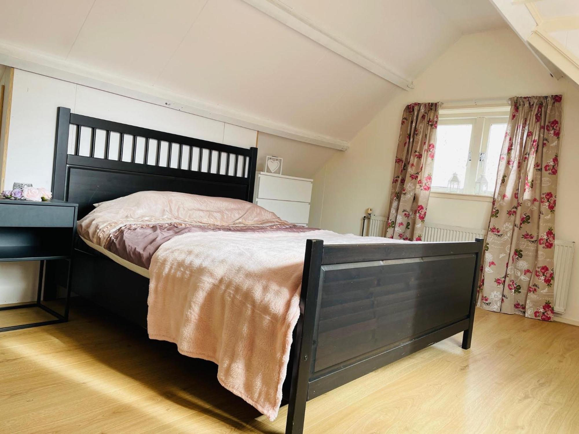 Apartment Knus Vlakbij Het
